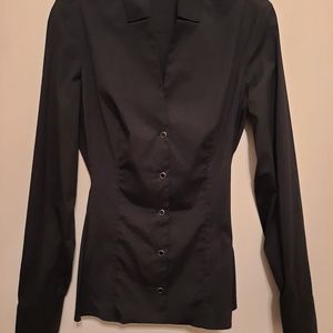 Gucci woman's black button down sz 40 or Small